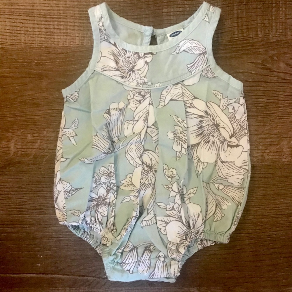 Old Navy bubble